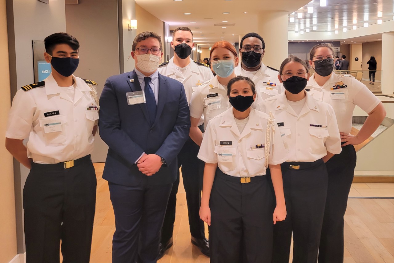 Members of the Cal Maritime Model UN Team (from left to right): Michael Guerra '23, Professor Chris Chiego, JR Hickam '23, Travis Liberman '23, Jillian Zahniser '23, Lina Green '24, William Yates '22, Stacey Kasai '24, Shannon Stel '22, all GSMA majors.