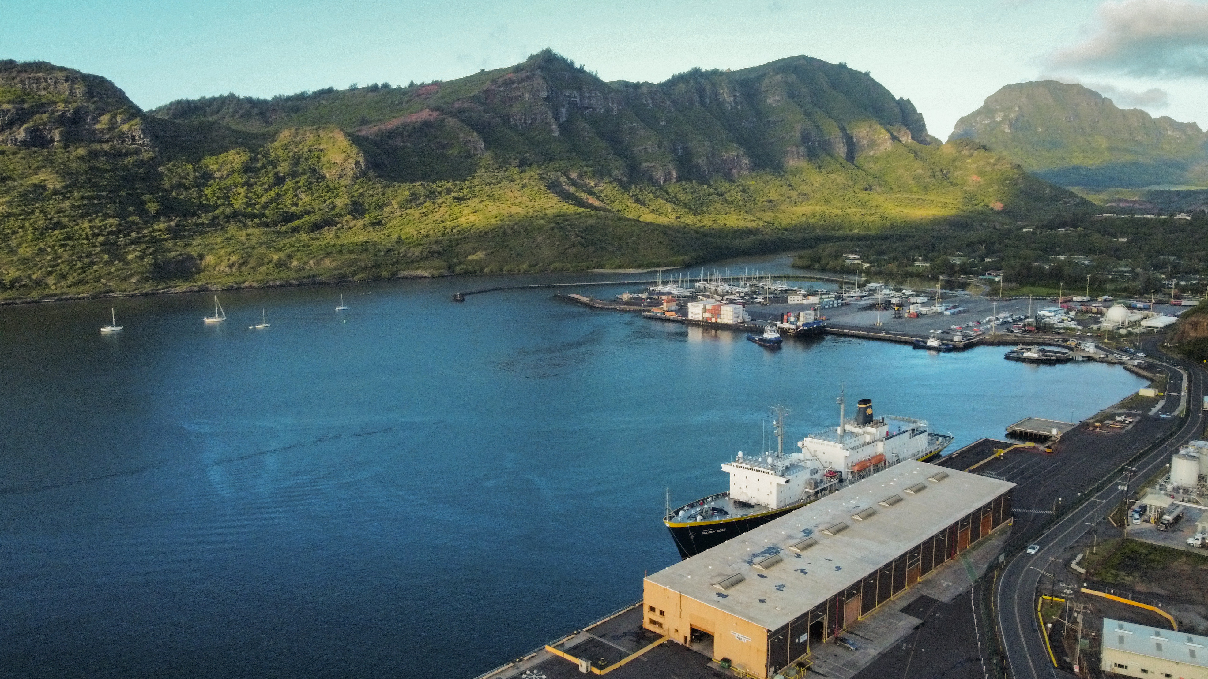 We are grateful to have spent a few amazing days in Kauai. Photo of TSGB in Nawiliwili Harbor courtesy of 1C Cadet Chris Shintani.