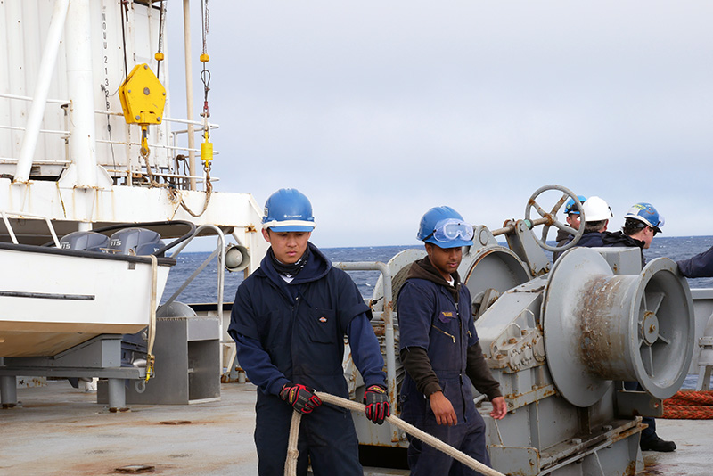 Cadets with mooring lines